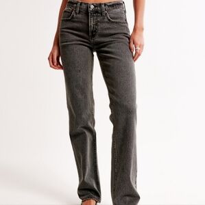 Curve Love Mid Rise 90s Straight Jean